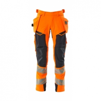 Spodnie z kieszeniami...