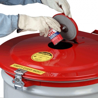 POKRYWA Z PUŁAPKĄ...